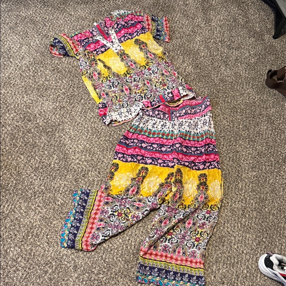 Colorful matching Women's Printed blouse and wide leg pants